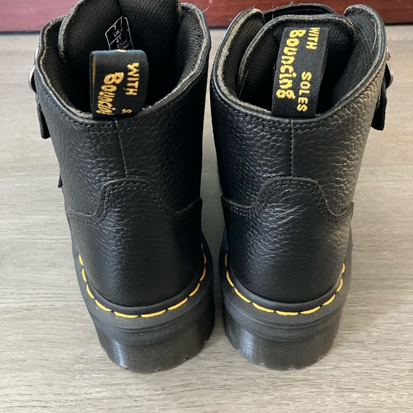 Dr. Martens Devon Flower Platform Boots Black Pebble Leather Women’s Size 9 - Picture 4 of 8